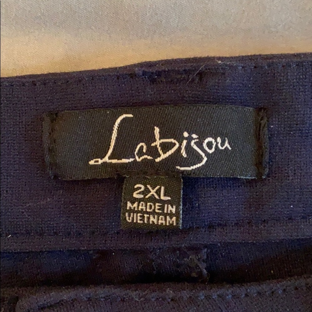 Pants - Picture 3 of 4